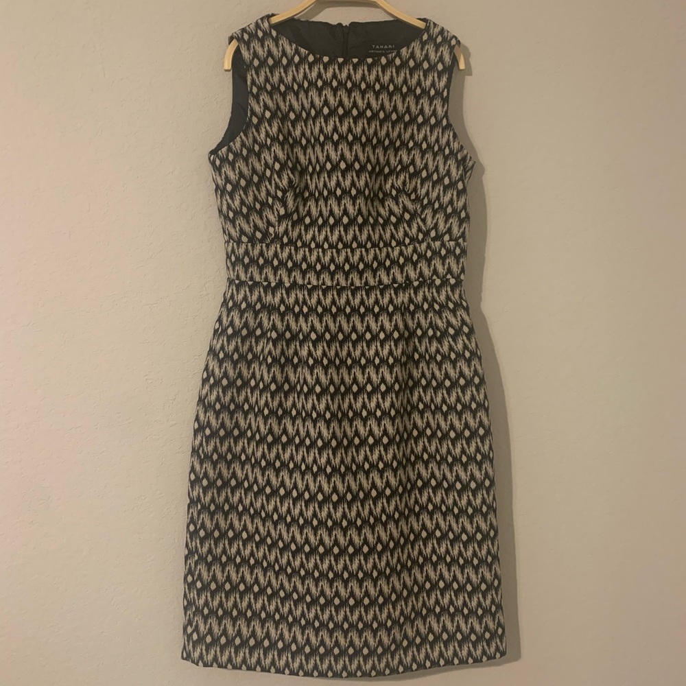 Tahani high wait dress size 2
